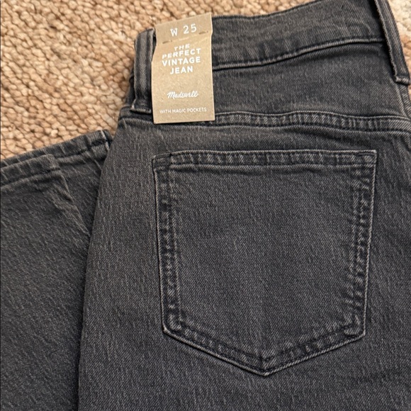 Madewell Women's washed black Jeans - Picture 5 of 5